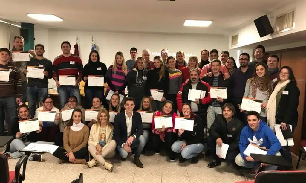 ¿Cómo hacer que nuestra idea se instale en la cabeza de quien nos escucha? Conocé la capacitación en Oratoria y Presentaciones Efectivas dictada para los afiliados de Utedyc