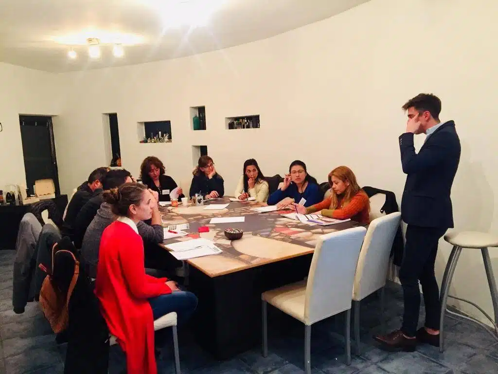 Dictamos el primer módulo del Taller de Oratoria y Comunicación Efectiva