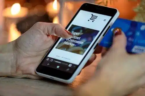 ¿Cuáles son los beneficios de invertir en la comercialización virtual?