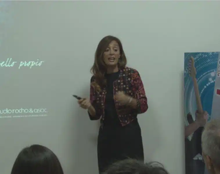 Estudio de mercado y capacitación comercial en la firma Visual «Canal 4»