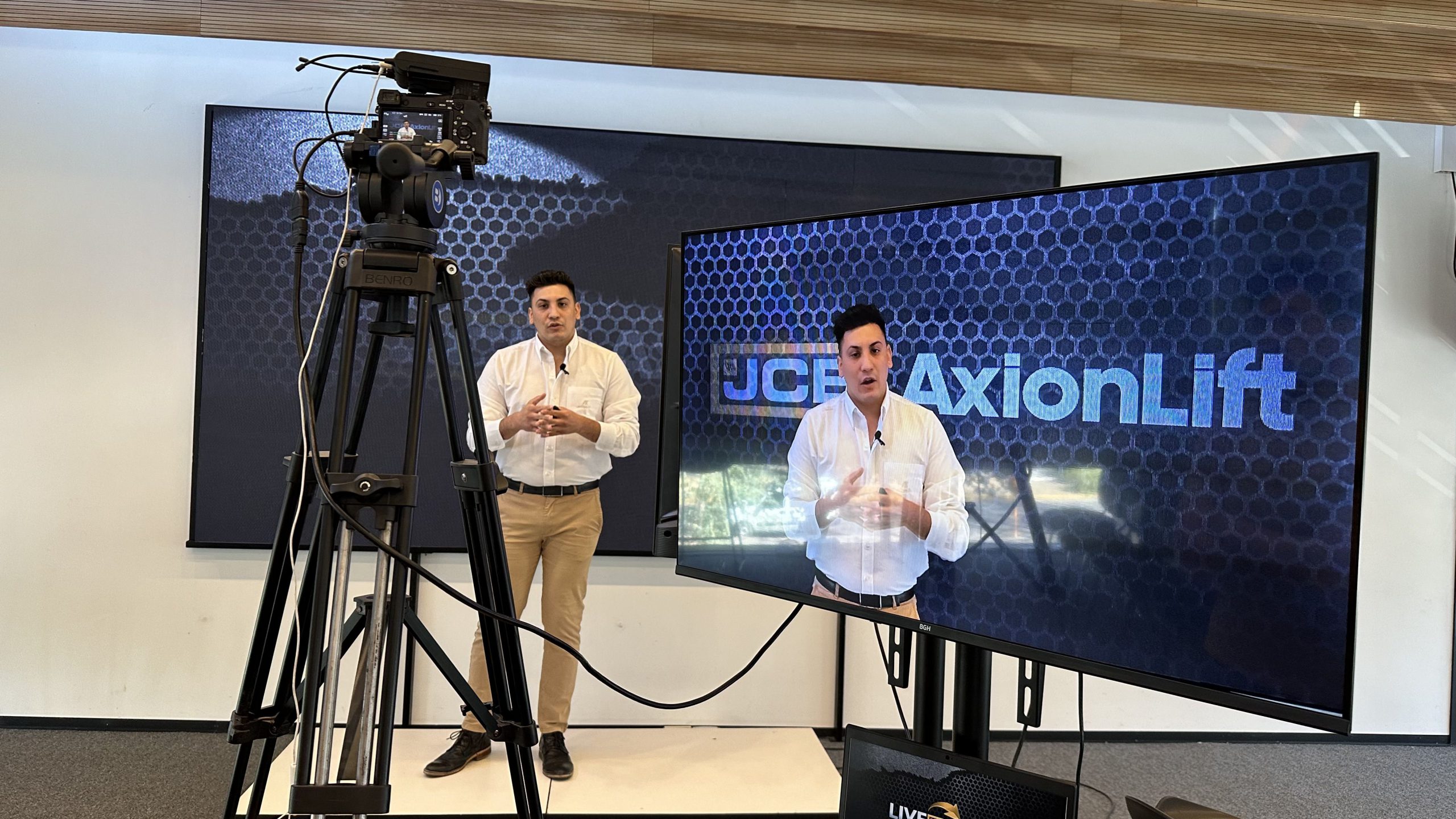LiveLink en acción: el exitoso streaming de la plataforma digital de JCB AxionLift